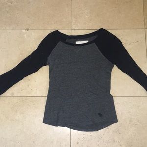 Long sleeve navy & grey baseball tee